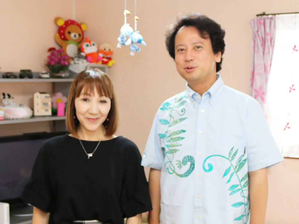 藤本さんと柴山弘文代表